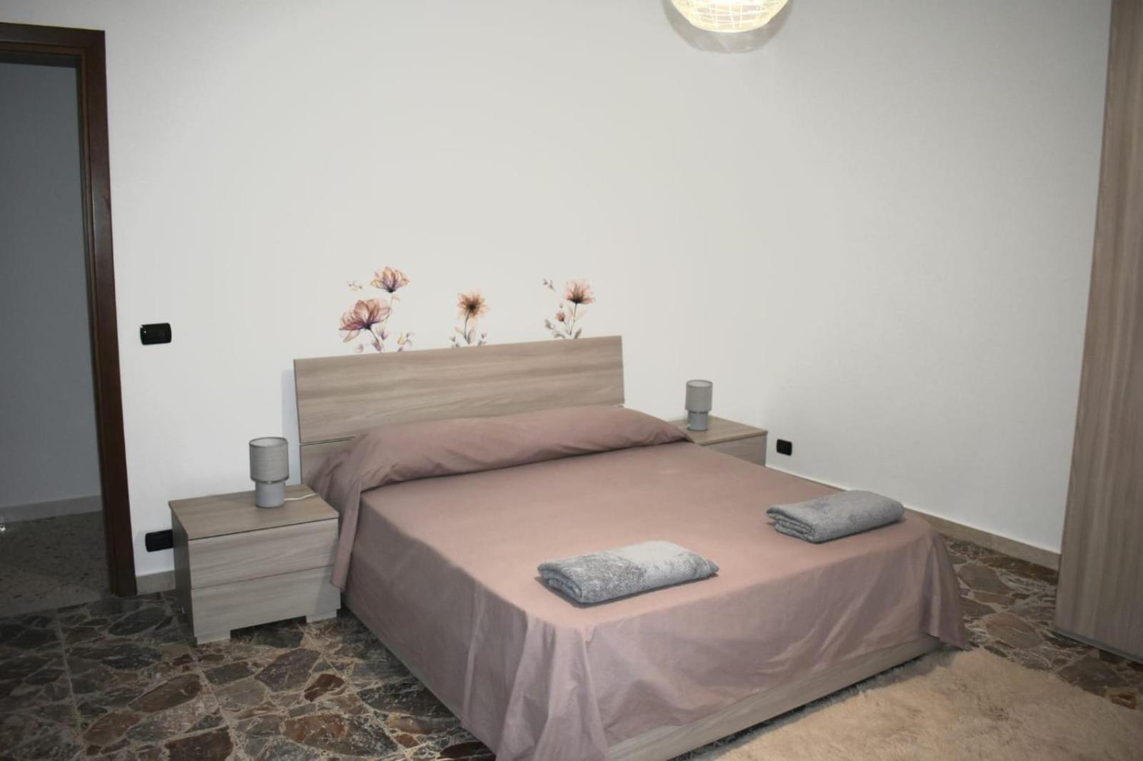 La Casa Di Nerone Apartment Acireale Exterior foto